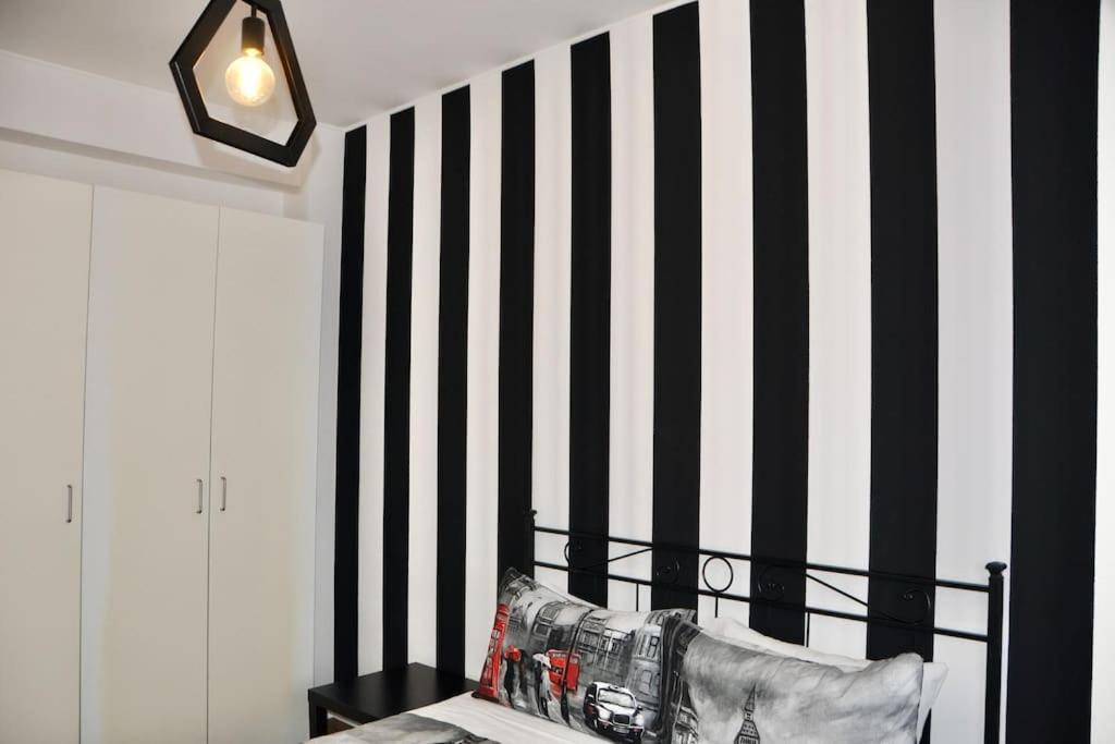 M.Aurelio Black & White Milano Esterno foto